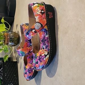 Alegria Paloma shoes